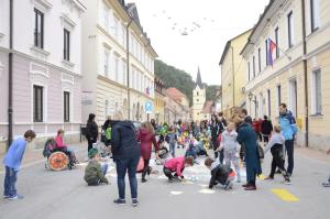 DanBrezAvtomobila2017