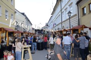 41803368_540458796407801_5707990847526535168_n