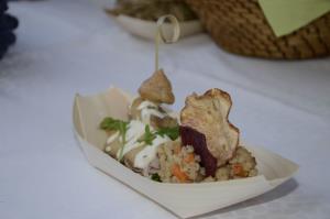 41889097_337728050308814_7545130024257454080_n