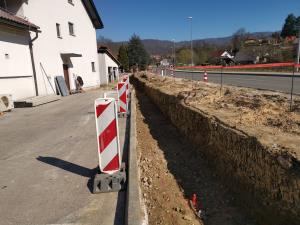 Gradnja kolesarske steze na Senovem