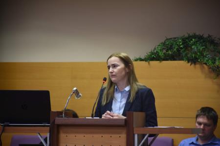 received_922080605464952