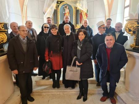 326896115_741792447325357_5615575110730747343_n