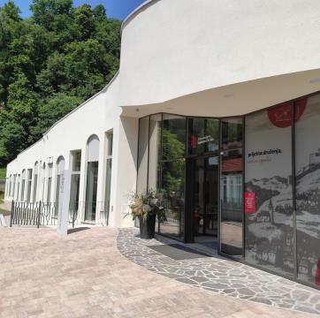 352212360_883936070033693_4846081887086949227_n