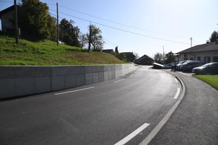 Rekonstruirana cesta na Velikem Trnu