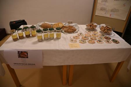 Tradicionalni slovenski zajtrk na Osnovni šoli Raka