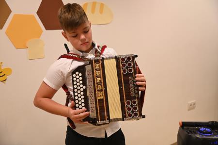 Tradicionalni slovenski zajtrk na Osnovni šoli Raka