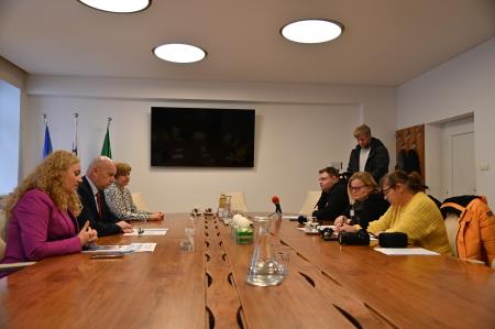 Novinarska konferenca - Praznični december 2023