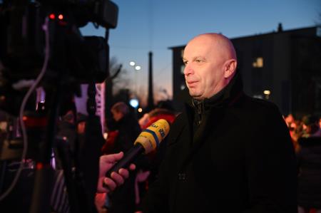 Prižig prazničnih luči na Trgu Matije Gubca