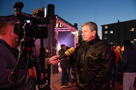 Prižig prazničnih luči na Trgu Matije Gubca