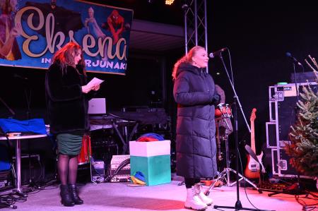 Prižig prazničnih luči na Trgu Matije Gubca