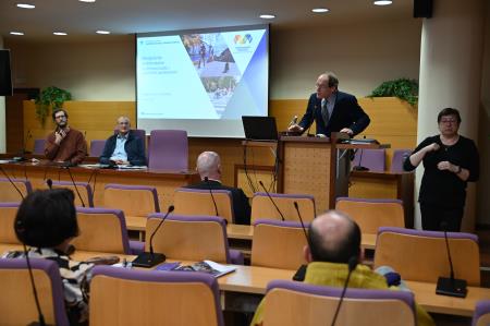 Razprava o omogočanju multimodalne mobilnosti oseb z različnimi oviranostmi