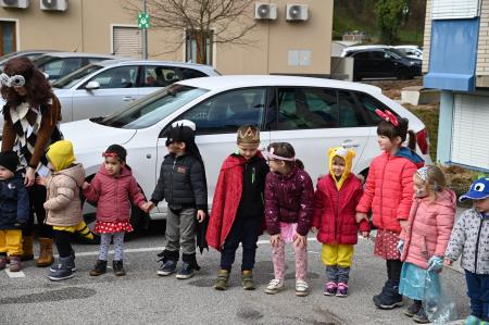 Maškare obiskale občinsko upravo