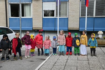 Maškare obiskale občinsko upravo
