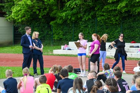 Predaja kombija OŠ Brestanica