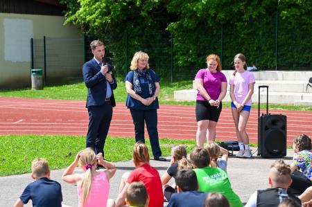 Predaja kombija OŠ Brestanica