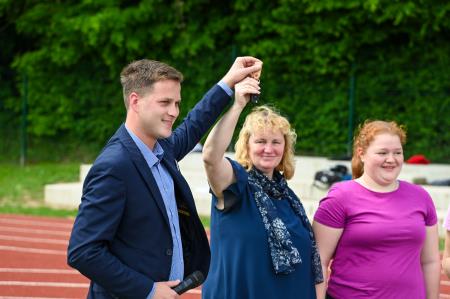 Predaja kombija OŠ Brestanica