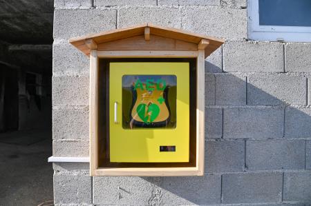 Predaja defibrilatorja