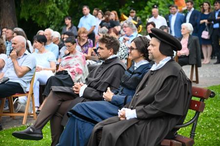 Odkritje kipa dr. Janeza Mencingerja