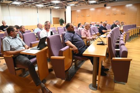 Z nadaljevanja prekinjene 13. in s 14. redne seje Občinskega sveta Mestne občine Krško