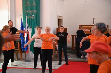 Jutranja telovadba 1000 gibov 