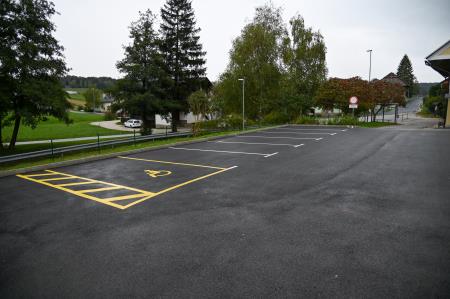 Predaja več investicij na območju krajevne skupnosti Koprivnica