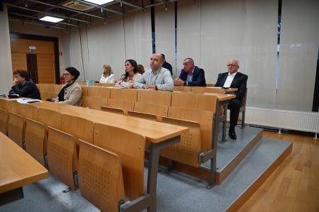 Z 2. nadaljevanja prekinjene 13. in s 15. redne seje Občinskega sveta Mestne občine Krško