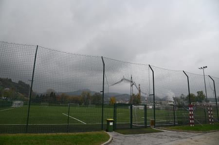 Nogometno igrišče z umetno travo na Stadionu Matije Gubca