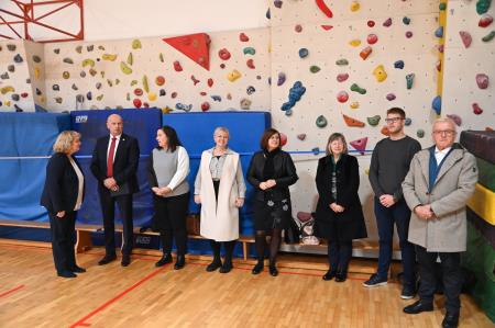 Slovesno odprli prenovljeno telovadnico OŠ Adama Bohoriča Brestanica