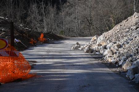 Sanacija nevarnega odseka skale Beli pesek na Bohorju