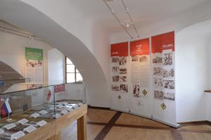 Razstava o faščističnem in nacističnem nasilju nad slovanskimi in drugimi narodi na gradu Rajhenburg