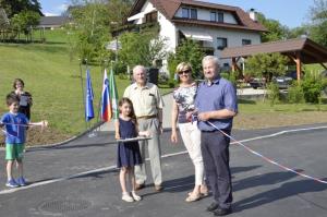 Odprli obnovljen odsek ceste Senovo - Belo