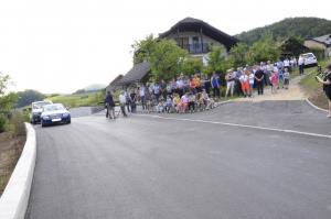 Odprli obnovljen odsek ceste Senovo - Belo