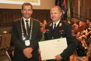 7. junij praznik občine Krško: Velika znaka Občine Krško Jerneju Žarnu ter družbi Gen - I