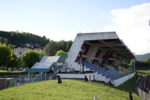 Pred spidvej dirko namenu predali obnovljen stadion