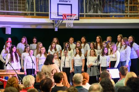 Na Raki bogatejši za nov defibrilator