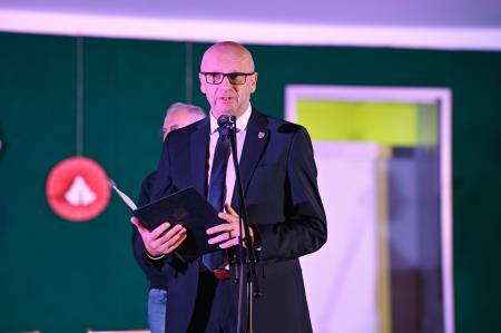 Na Raki bogatejši za nov defibrilator