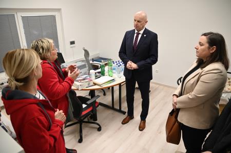 Odprli prenovljene prostore Območnega združenja Rdečega križa Krško 