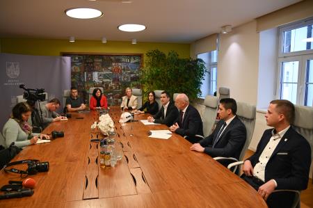 Podpis gradbene pogodbe za projekt Bazen Krško