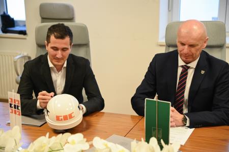 Podpis gradbene pogodbe za projekt Bazen Krško