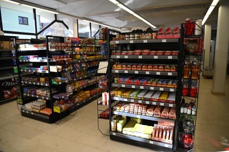 Nova trgovina z živili v starem mestnem jedru Krškega