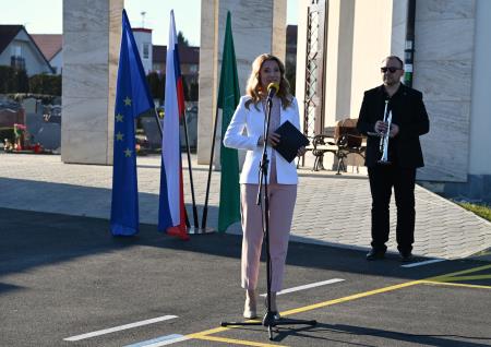 Uradno predali namenu parkirišče v Leskovcu pri Krškem