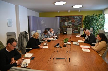 Med 14. marcem in 14. aprilom 2025 lahko oddate predloge za participativni proračun 2026