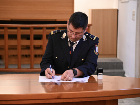 Podpisali pogodbe o izvajanju javne gasilske službe v mestni občini Krško