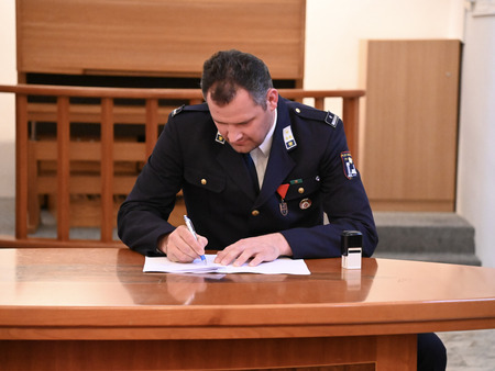 Podpisali pogodbe o izvajanju javne gasilske službe v mestni občini Krško