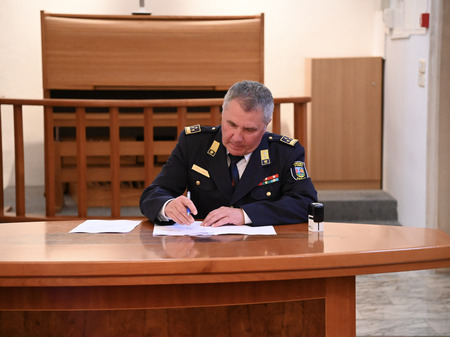 Podpisali pogodbe o izvajanju javne gasilske službe v mestni občini Krško