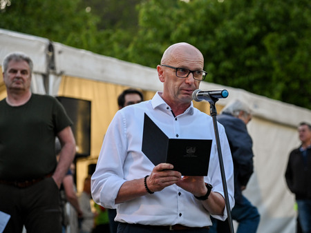 Na Trški Gori prižgali prvomajski kres