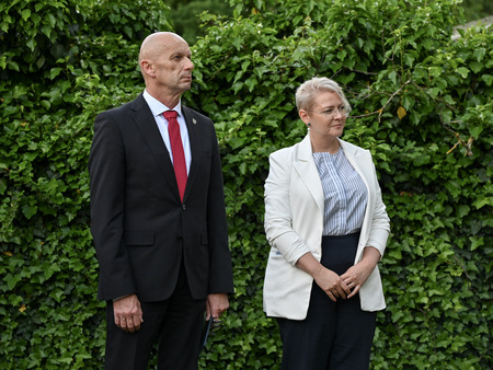 V Brestanici položili venec ob obnovljen spomenik NOB in izgnancem