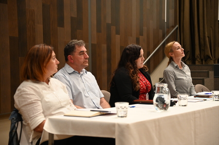 Skupna seja občinskih svetov posavskih občin o projektu JEK2