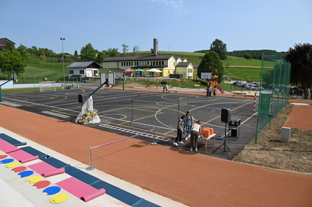 Slovesno odprtje prenovljenega šolskega igrišča pri Osnovni šoli Koprivnica