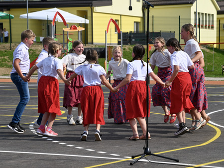 Slovesno odprtje prenovljenega šolskega igrišča pri Osnovni šoli Koprivnica